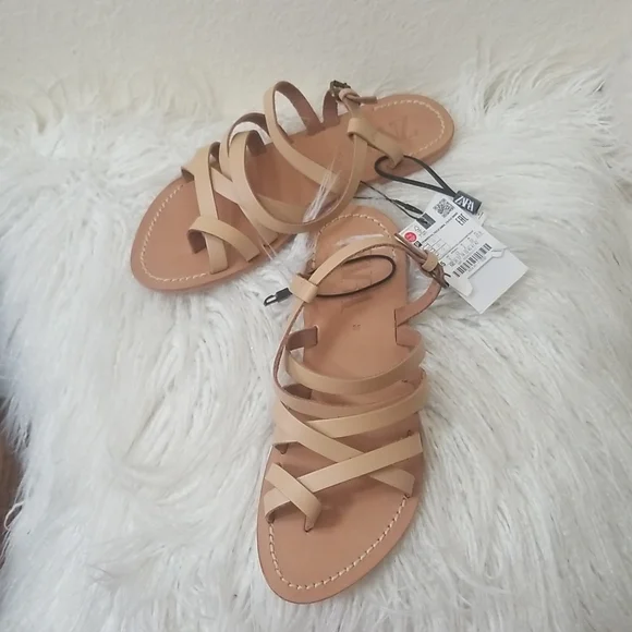 ZARA SANDALS - Picture 2 of 8